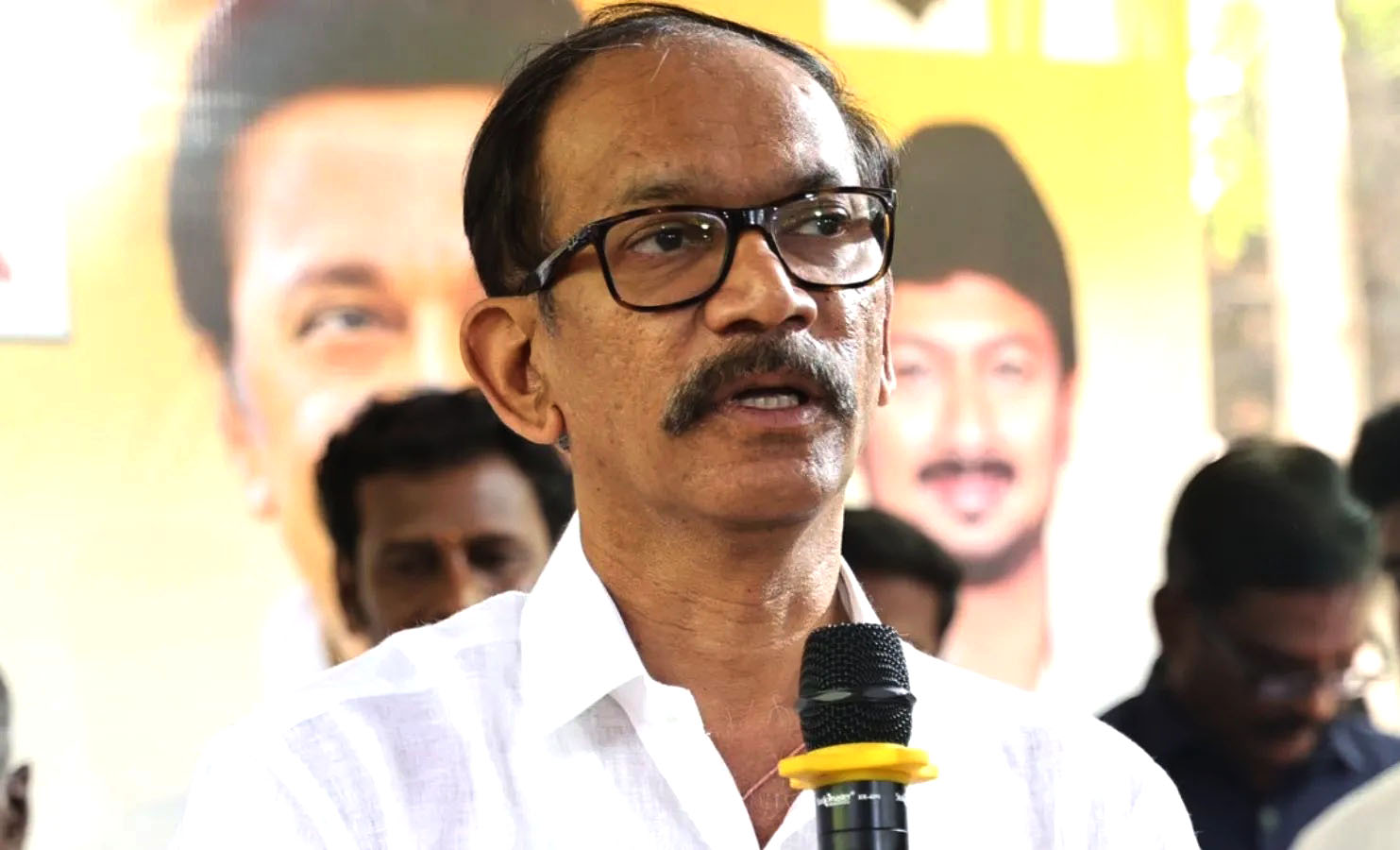 BJP FAILS TO CONTROL MANDOVI SEWAGE CRISIS; CHODANKAR DEMANDS ANSWERS